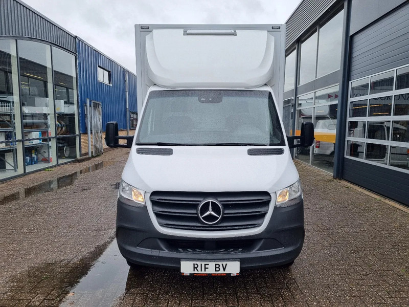 Mercedes-Benz Sprinter 516 CDI BE Clixtar/ Webasto/ 27 KUB/ Nutzlast 3.3T/ 073689 - Dostavno vozilo sa zatvorenim sandukom: slika 3 Mercedes-Benz Sprinter 516 CDI BE Clixtar/ Webasto/ 27 KUB/ Nutzlast 3.3T/ 073689 - Dostavno vozilo sa zatvorenim sandukom: slika 3