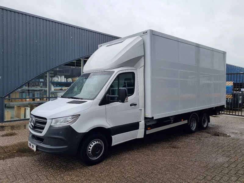 Mercedes-Benz Sprinter 516 CDI BE Clixtar/ Webasto/ 27 KUB/ Nutzlast 3.3T/ 73691 - Dostavno vozilo sa zatvorenim sandukom: slika 4 Mercedes-Benz Sprinter 516 CDI BE Clixtar/ Webasto/ 27 KUB/ Nutzlast 3.3T/ 73691 - Dostavno vozilo sa zatvorenim sandukom: slika 4