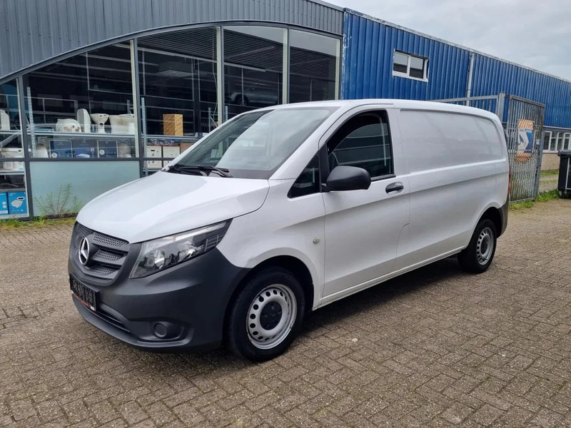 Mercedes-Benz Vito 111 CDI/ Airco/ Navi/ EURO 6 - Mali kombi: slika 4 Mercedes-Benz Vito 111 CDI/ Airco/ Navi/ EURO 6 - Mali kombi: slika 4