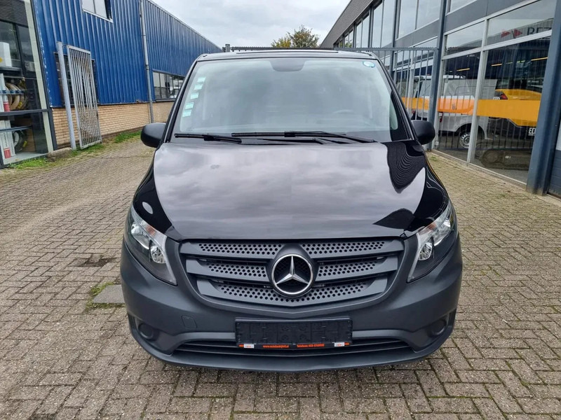 Mercedes-Benz Vito 114 CDI/ Airco/ Navi/ E6 - Mali kombi: slika 3 Mercedes-Benz Vito 114 CDI/ Airco/ Navi/ E6 - Mali kombi: slika 3