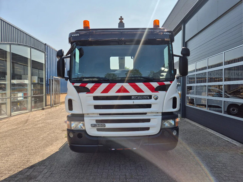 Scania P360 6X4 Containersysteem/ 21T Multilift/ Adjustable Hook - Kamion sa hidrauličnom kukom: slika 4 Scania P360 6X4 Containersysteem/ 21T Multilift/ Adjustable Hook - Kamion sa hidrauličnom kukom: slika 4
