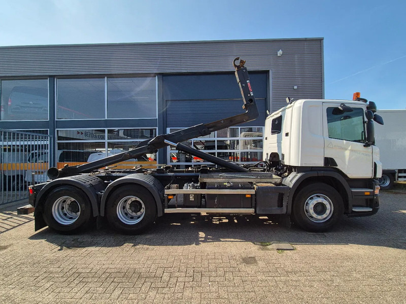 Scania P360 6X4 Containersysteem/ 21T Multilift/ Adjustable Hook - Kamion sa hidrauličnom kukom: slika 2 Scania P360 6X4 Containersysteem/ 21T Multilift/ Adjustable Hook - Kamion sa hidrauličnom kukom: slika 2