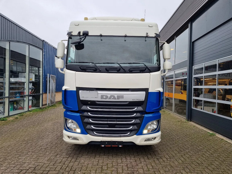 DAF XF 106.440 EURO 6/ Intarder/ Webasto/ ADR / Klima - Tegljač: slika 3 DAF XF 106.440 EURO 6/ Intarder/ Webasto/ ADR / Klima - Tegljač: slika 3