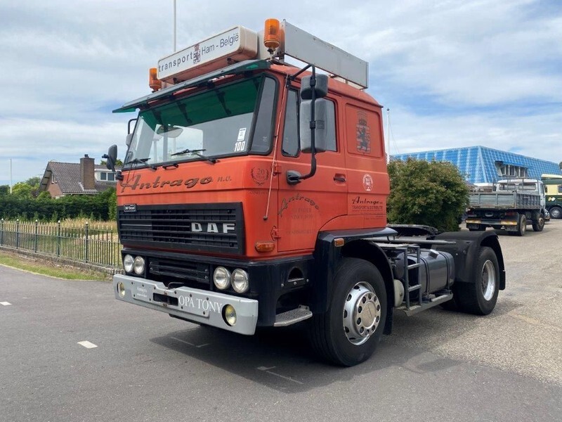 DAF 2300 NEW CONDITION DAF 2300 TRUCKHEAD - Tegljač: slika 1 DAF 2300 NEW CONDITION DAF 2300 TRUCKHEAD - Tegljač: slika 1