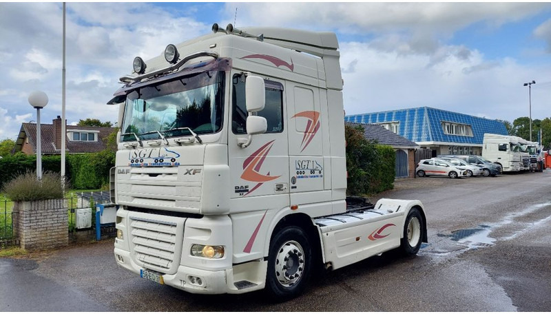 DAF XF 105.410 Retarder - Tegljač: slika 1 DAF XF 105.410 Retarder - Tegljač: slika 1