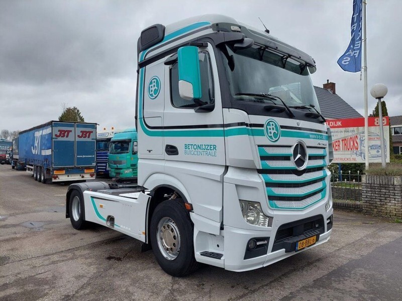 Mercedes-Benz Actros 1842 - Tegljač: slika 2 Mercedes-Benz Actros 1842 - Tegljač: slika 2