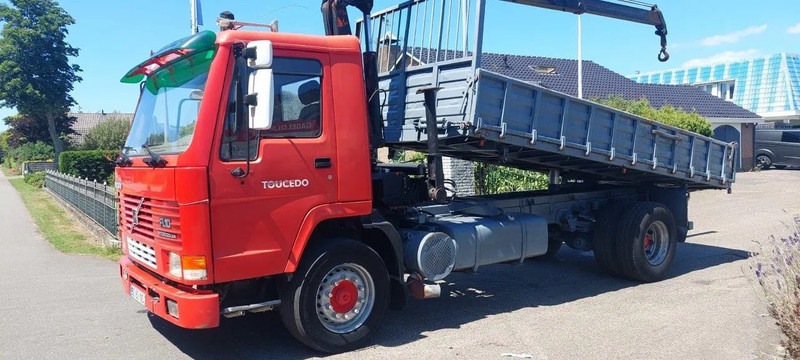 Volvo FL 10.320 4x2 Kipper Crane Steel Suspension - Istovarivač, Kamion sa dizalicom: slika 2 Volvo FL 10.320 4x2 Kipper Crane Steel Suspension - Istovarivač, Kamion sa dizalicom: slika 2