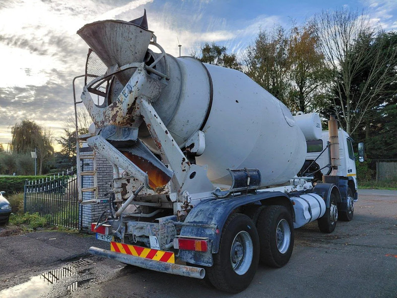 Volvo FM 12.340 8x4 Mixer Steel Suspension - Mikser za beton: slika 4 Volvo FM 12.340 8x4 Mixer Steel Suspension - Mikser za beton: slika 4