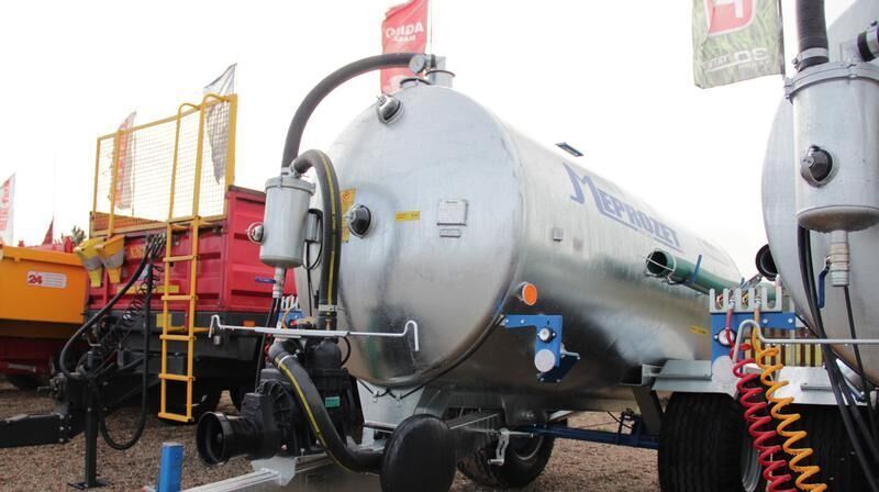 MEPROZET Güllefässer/ Slurry tanker/ Wóz asenizacyjny 5000 l / Cisterna d - Cisterna za osoku: slika 4 MEPROZET Güllefässer/ Slurry tanker/ Wóz asenizacyjny 5000 l / Cisterna d - Cisterna za osoku: slika 4