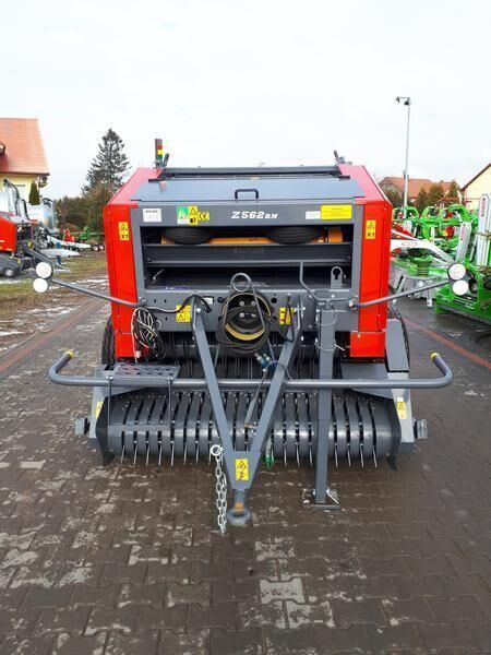METAL-FACH Prasa Belująca/ πρέσα για σφυρίχτρα/ / Prensa de balas - Omotač za bale: slika 2 METAL-FACH Prasa Belująca/ πρέσα για σφυρίχτρα/ / Prensa de balas - Omotač za bale: slika 2