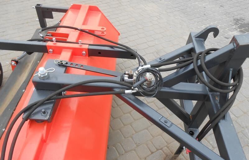 METAL-TECHNIK Zamiatarka 1,6/Sweeper - Metle za Autočistilica: slika 1 METAL-TECHNIK Zamiatarka 1,6/Sweeper - Metle za Autočistilica: slika 1
