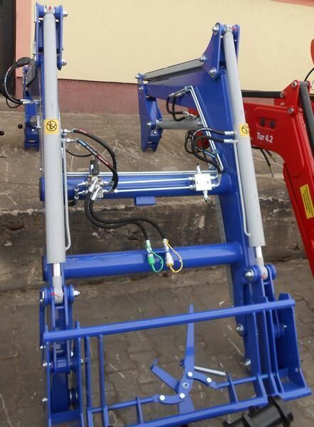 Metal-Technik Frontlader für Massey Ferguson/ Front loader/ Ładowacz TUR - Prednji utovarivač za traktor za Traktor: slika 5 Metal-Technik Frontlader für Massey Ferguson/ Front loader/ Ładowacz TUR - Prednji utovarivač za traktor za Traktor: slika 5