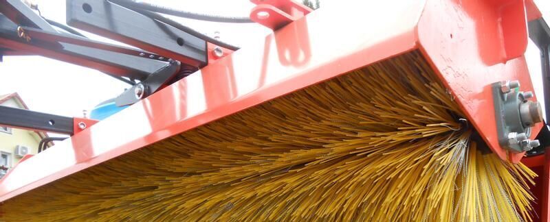 Metal-technik Sweeper/ Zamiatarka 2,4*M - Metle za Korisno/ Posebno vozilo: slika 4 Metal-technik Sweeper/ Zamiatarka 2,4*M - Metle za Korisno/ Posebno vozilo: slika 4