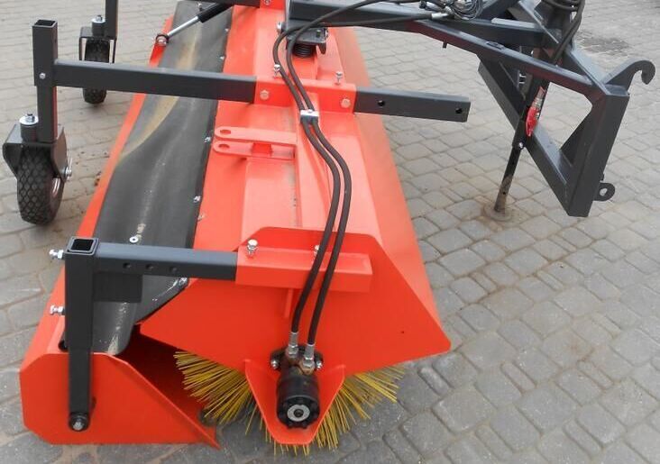 Metal-technik Sweeper/ Zamiatarka 2,4*M - Metle za Korisno/ Posebno vozilo: slika 2 Metal-technik Sweeper/ Zamiatarka 2,4*M - Metle za Korisno/ Posebno vozilo: slika 2