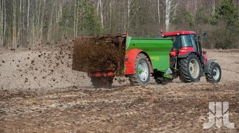 PRONAR NV161/3 - Rasipač prirodnog đubirva: slika 5 PRONAR NV161/3 - Rasipač prirodnog đubirva: slika 5