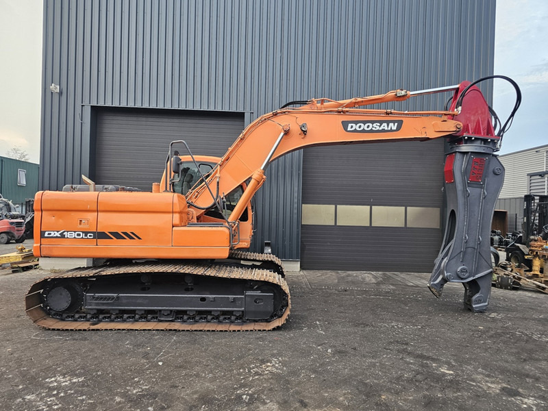 Doosan dx 180lc vtn ci labounty scrap shear genesis fortress - Bager za obradu otpada/ Industrije: slika 1 Doosan dx 180lc vtn ci labounty scrap shear genesis fortress - Bager za obradu otpada/ Industrije: slika 1