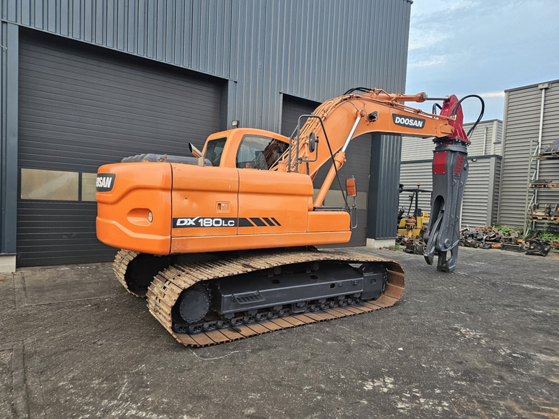 Doosan dx 180lc vtn ci labounty scrap shear genesis fortress - Bager za obradu otpada/ Industrije: slika 4 Doosan dx 180lc vtn ci labounty scrap shear genesis fortress - Bager za obradu otpada/ Industrije: slika 4