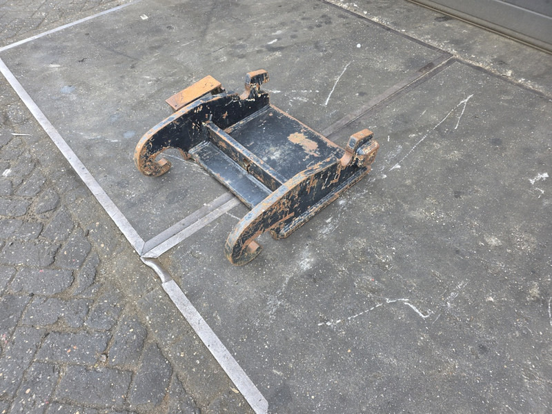 Kopplaat cw30 cw 40 adaptorplate cw30 cw40 - Brza spojnica za Građevinska mašina: slika 1 Kopplaat cw30 cw 40 adaptorplate cw30 cw40 - Brza spojnica za Građevinska mašina: slika 1