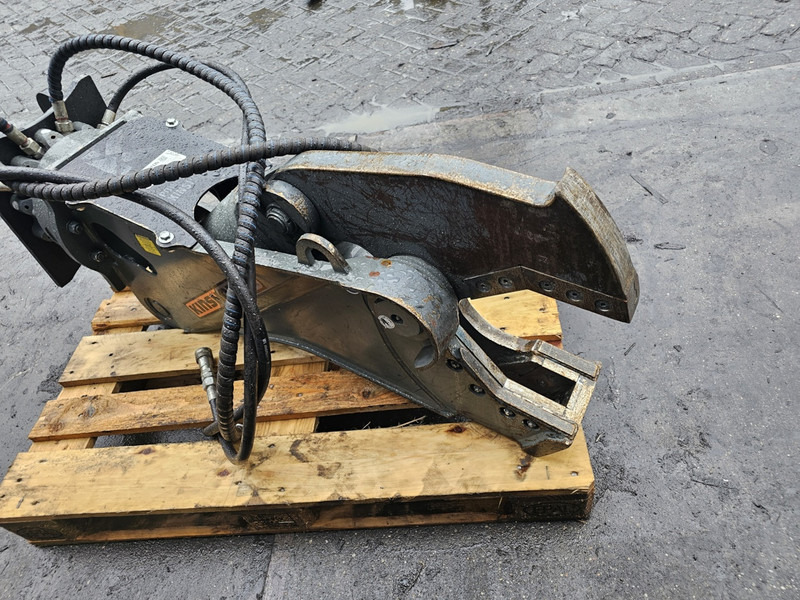 Schrootschaar kinshofer cw10 scrap shear genesis fortress labounty - Makaze za rušenje: slika 3 Schrootschaar kinshofer cw10 scrap shear genesis fortress labounty - Makaze za rušenje: slika 3