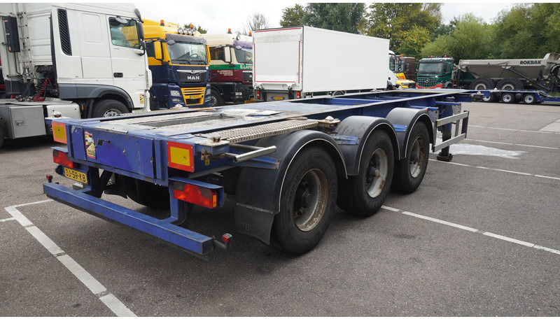 Burg 3 AXLE CONTAINER 30 FT TRANSPORT TRAILER - Poluprikolica za prevoz kontejnera/ Poluprikolica sa promenjivim sandukom: slika 4 Burg 3 AXLE CONTAINER 30 FT TRANSPORT TRAILER - Poluprikolica za prevoz kontejnera/ Poluprikolica sa promenjivim sandukom: slika 4