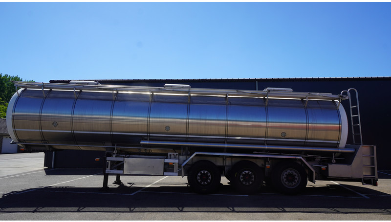 Burg 3 AXLE FOOD TRAILER 38.000 LTR - Poluprikolica cisterna: slika 1 Burg 3 AXLE FOOD TRAILER 38.000 LTR - Poluprikolica cisterna: slika 1