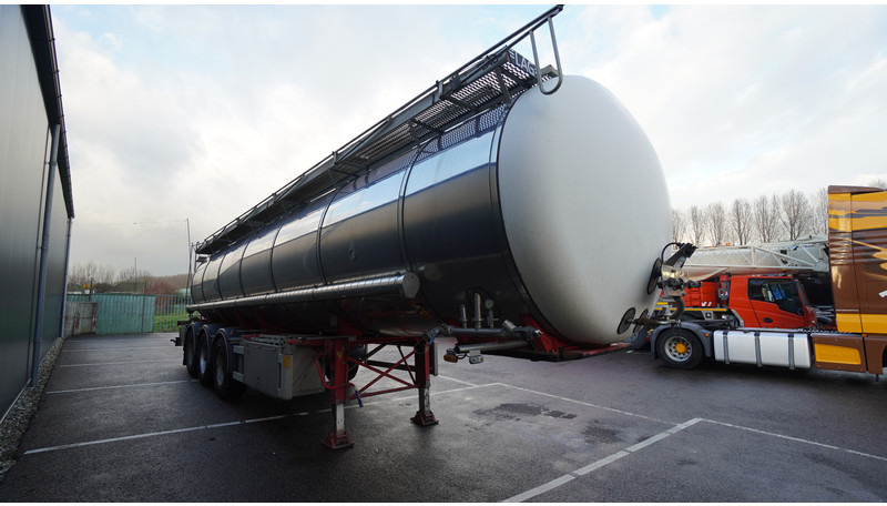 Burg 3 AXLE TANK CHEMIE TRAILER 30.000LTR - Poluprikolica cisterna: slika 3 Burg 3 AXLE TANK CHEMIE TRAILER 30.000LTR - Poluprikolica cisterna: slika 3