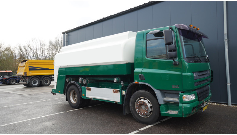 DAF 75.250 FUEL TANK TRUCK 11.300LTR 783.400KM - Kamion cisterna: slika 4 DAF 75.250 FUEL TANK TRUCK 11.300LTR 783.400KM - Kamion cisterna: slika 4