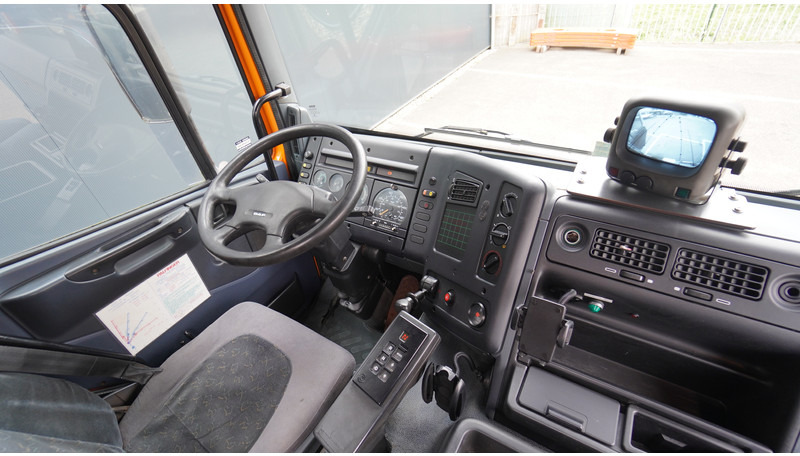 DAF CF 65.210 HOOKARM SYSTEM WITH PALFINGER PK 9501 CRANE - Kamion sa dizalicom: slika 5 DAF CF 65.210 HOOKARM SYSTEM WITH PALFINGER PK 9501 CRANE - Kamion sa dizalicom: slika 5