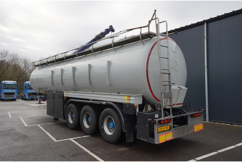Dijkstra 3 AXLE TANK TRAILER 36 M3 - Poluprikolica cisterna: slika 5 Dijkstra 3 AXLE TANK TRAILER 36 M3 - Poluprikolica cisterna: slika 5