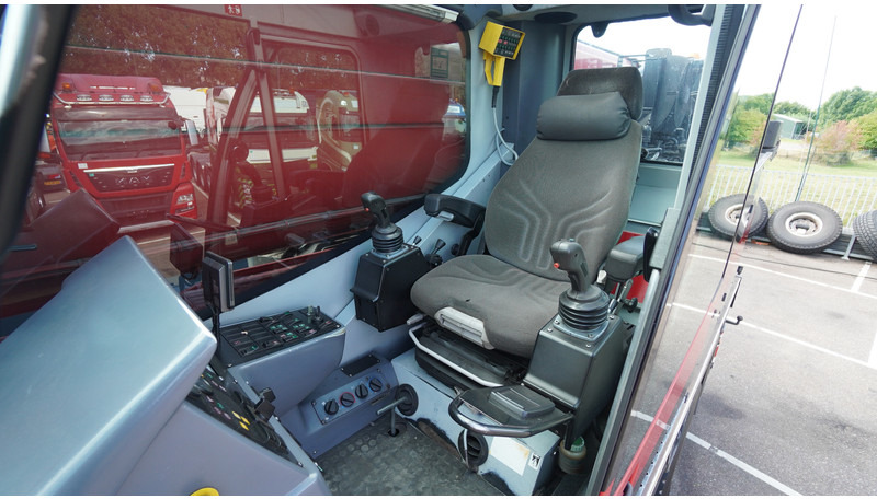 Kamion sa dizalicom Faun ATF 90G-4 8X6X8 CRANE WITH JIB: slika 7