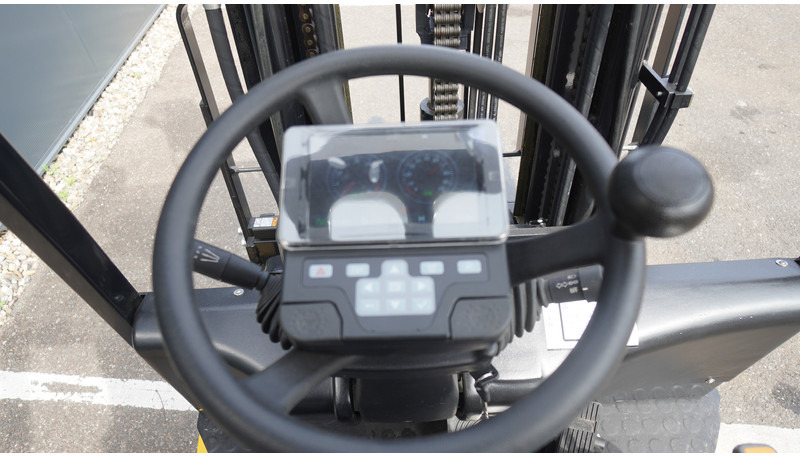 Eurotrac FE18-S 1.8 TON TRIPLEX 3-STAGE NEW FORKLIFT - Građevinska mašina: slika 5 Eurotrac FE18-S 1.8 TON TRIPLEX 3-STAGE NEW FORKLIFT - Građevinska mašina: slika 5
