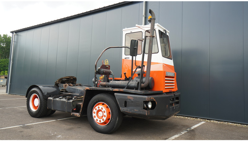 Terberg YT SL 1020 - Građevinska mašina: slika 4 Terberg YT SL 1020 - Građevinska mašina: slika 4