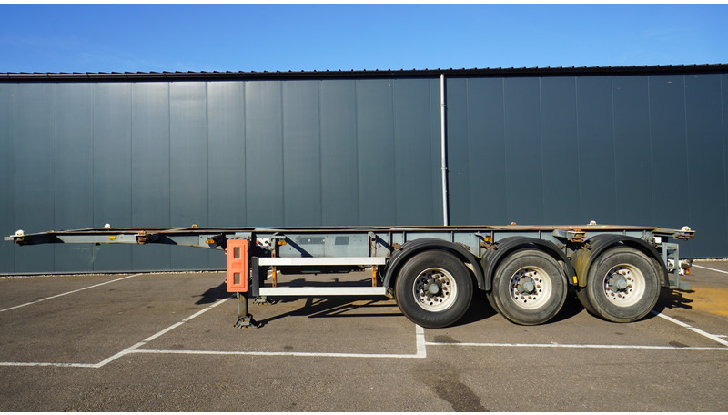 Groenewegen 3 AXLE CONTAINER TRANSPORT TRAILER - Poluprikolica za prevoz kontejnera/ Poluprikolica sa promenjivim sandukom: slika 1 Groenewegen 3 AXLE CONTAINER TRANSPORT TRAILER - Poluprikolica za prevoz kontejnera/ Poluprikolica sa promenjivim sandukom: slika 1