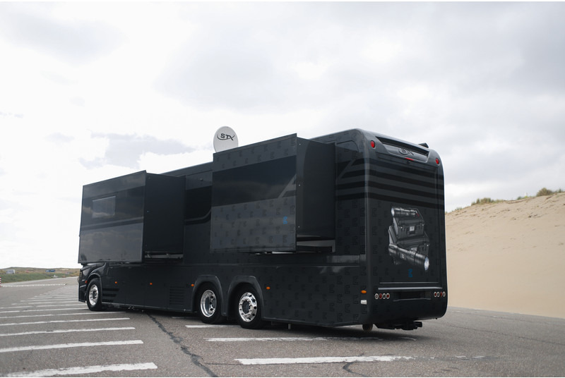 Mercedes-Benz ACTROS 2651 6X2 STX CAMPER POP-OUT MOTORHOME - Kamper: slika 4 Mercedes-Benz ACTROS 2651 6X2 STX CAMPER POP-OUT MOTORHOME - Kamper: slika 4