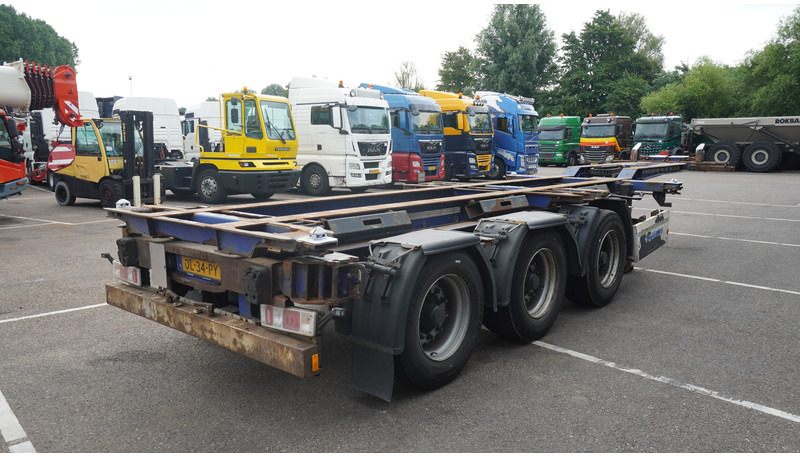 Krone 3 AXLE CONTAINER TRANSPORT TRAILER EXTENDABLE 45 FT - Poluprikolica za prevoz kontejnera/ Poluprikolica sa promenjivim sandukom: slika 5 Krone 3 AXLE CONTAINER TRANSPORT TRAILER EXTENDABLE 45 FT - Poluprikolica za prevoz kontejnera/ Poluprikolica sa promenjivim sandukom: slika 5