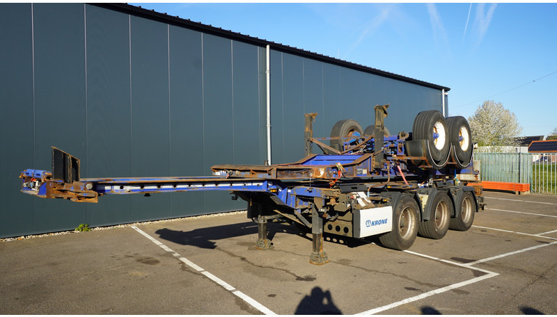 Krone 3 AXLE CONTAINER TRANSPORT TRAILER - Poluprikolica za prevoz kontejnera/ Poluprikolica sa promenjivim sandukom: slika 2 Krone 3 AXLE CONTAINER TRANSPORT TRAILER - Poluprikolica za prevoz kontejnera/ Poluprikolica sa promenjivim sandukom: slika 2