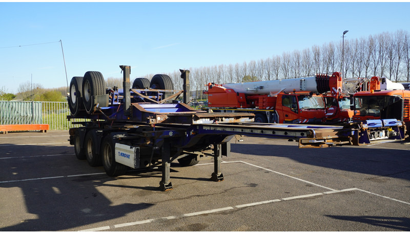 Krone 3 AXLE CONTAINER TRANSPORT TRAILER - Poluprikolica za prevoz kontejnera/ Poluprikolica sa promenjivim sandukom: slika 3 Krone 3 AXLE CONTAINER TRANSPORT TRAILER - Poluprikolica za prevoz kontejnera/ Poluprikolica sa promenjivim sandukom: slika 3