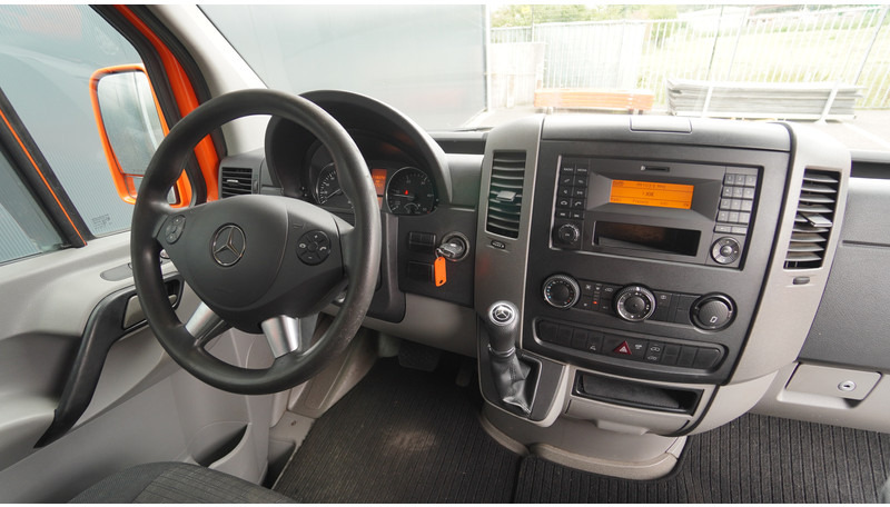 Mercedes-Benz 309 SPRINTER CLOSED BOX - Dostavno vozilo sa zatvorenim sandukom: slika 5 Mercedes-Benz 309 SPRINTER CLOSED BOX - Dostavno vozilo sa zatvorenim sandukom: slika 5