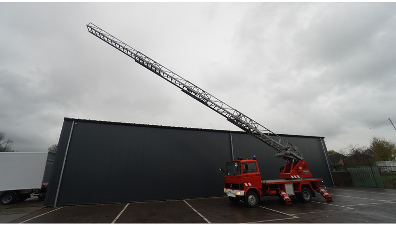Mercedes-Benz 809 FIRE LADDER TRUCK 13.100KM MANUAL GEARBOX - Vatrogasni kamion: slika 2 Mercedes-Benz 809 FIRE LADDER TRUCK 13.100KM MANUAL GEARBOX - Vatrogasni kamion: slika 2