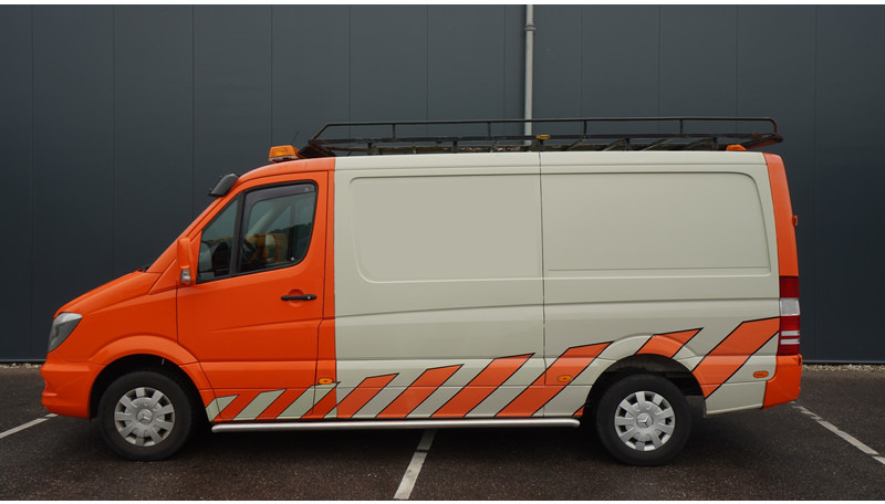 Mercedes-Benz Sprinter 309 CLOSED BOX - Dostavno vozilo sa zatvorenim sandukom: slika 1 Mercedes-Benz Sprinter 309 CLOSED BOX - Dostavno vozilo sa zatvorenim sandukom: slika 1
