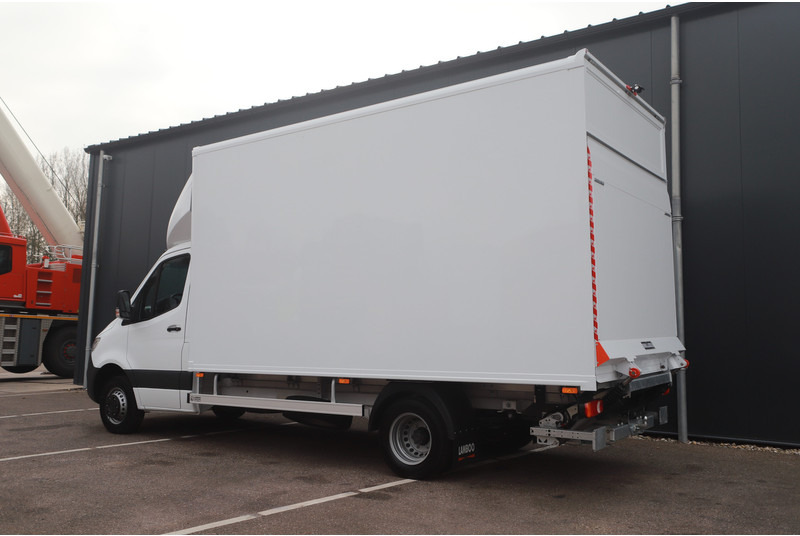 Mercedes-Benz Sprinter 515CDI CLOSED BOX EURO6e - Dostavno vozilo sa zatvorenim sandukom: slika 4 Mercedes-Benz Sprinter 515CDI CLOSED BOX EURO6e - Dostavno vozilo sa zatvorenim sandukom: slika 4