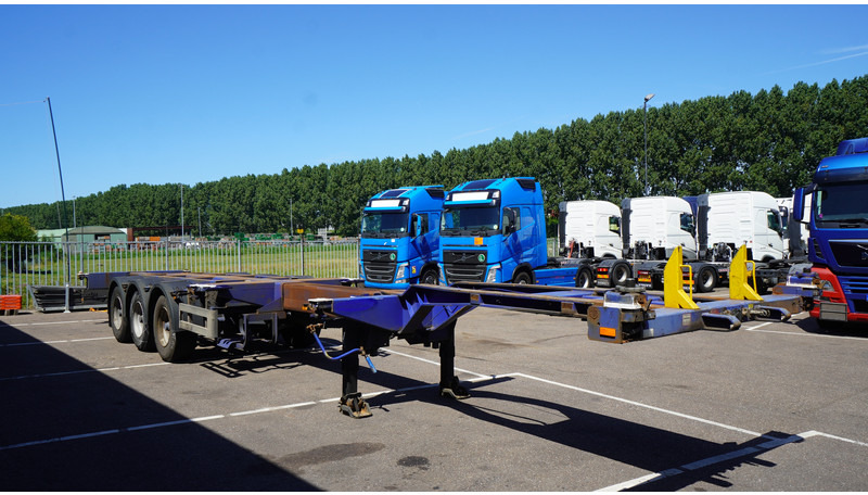 Pacton 3 AXLE CONTAINER TRANSPORT TRAILER EXTENDABLE 45 FT - Poluprikolica za prevoz kontejnera/ Poluprikolica sa promenjivim sandukom: slika 3 Pacton 3 AXLE CONTAINER TRANSPORT TRAILER EXTENDABLE 45 FT - Poluprikolica za prevoz kontejnera/ Poluprikolica sa promenjivim sandukom: slika 3