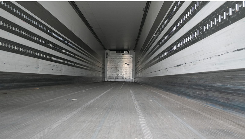 Schmitz Cargobull 3 AXLE FRIGO TRAILER - Poluprikolica hladnjače: slika 4 Schmitz Cargobull 3 AXLE FRIGO TRAILER - Poluprikolica hladnjače: slika 4