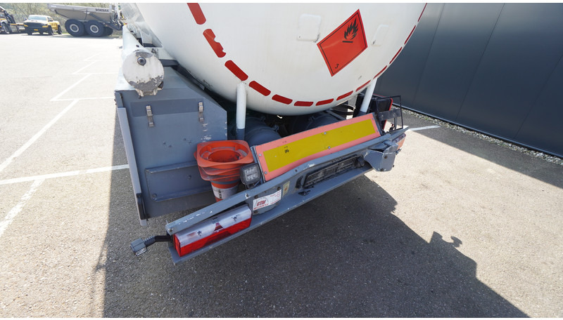 Schrader 3 AXLE ADR CHEMIE TANK TRAILER 40.000LTR - Poluprikolica cisterna: slika 5 Schrader 3 AXLE ADR CHEMIE TANK TRAILER 40.000LTR - Poluprikolica cisterna: slika 5