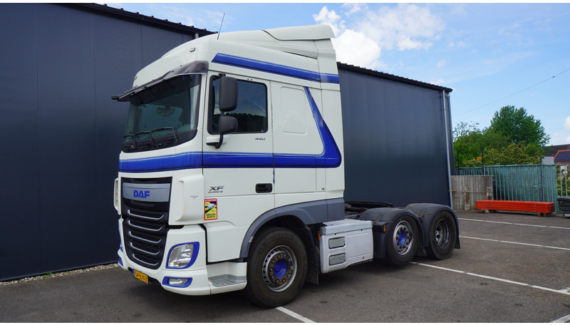 DAF XF 440 6X2 SPACECAB 718.000KM - Tegljač: slika 3 DAF XF 440 6X2 SPACECAB 718.000KM - Tegljač: slika 3