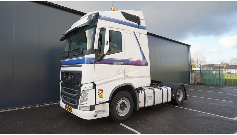 Volvo FH 420 EURO 6 GLOBETROTTER - Tegljač: slika 3 Volvo FH 420 EURO 6 GLOBETROTTER - Tegljač: slika 3