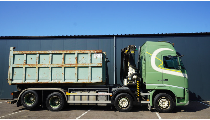 Volvo FH 540 8X2 HOOKARM SYSTEM WITH PALFINGER PK 20002 CRANE - Kamion sa dizalicom: slika 4 Volvo FH 540 8X2 HOOKARM SYSTEM WITH PALFINGER PK 20002 CRANE - Kamion sa dizalicom: slika 4