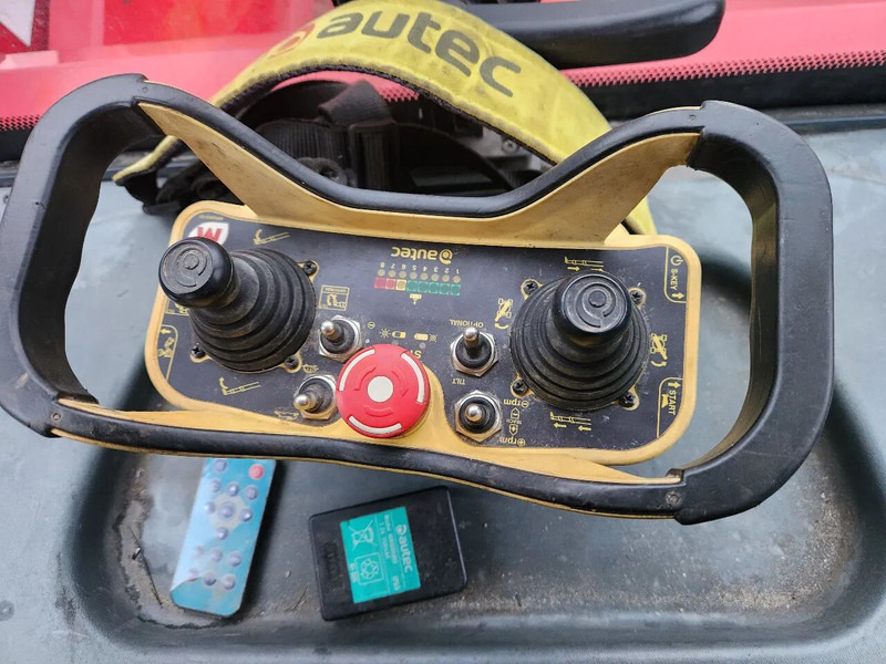 MAGNI RTH5.39S, 39m,8807H, 5000kg, 2016, Airco, Remote, Like new - Utovarivač: slika 5 MAGNI RTH5.39S, 39m,8807H, 5000kg, 2016, Airco, Remote, Like new - Utovarivač: slika 5