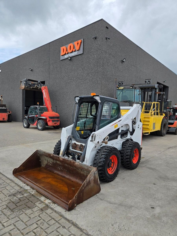 Bobcat S 770 - Utovarivač točkaš: slika 2 Bobcat S 770 - Utovarivač točkaš: slika 2