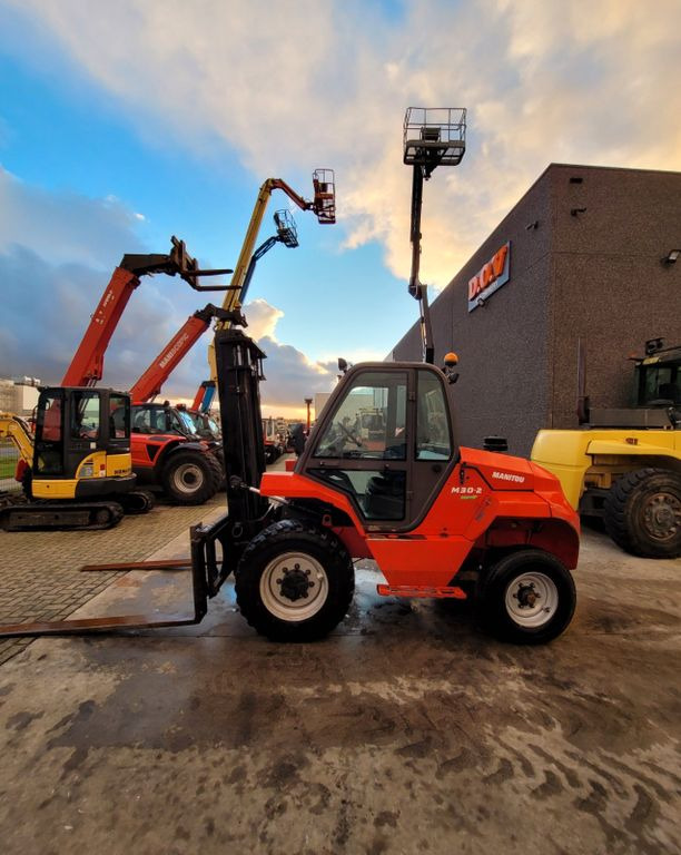 Manitou M30-2 - Dizel viljuškar: slika 2 Manitou M30-2 - Dizel viljuškar: slika 2